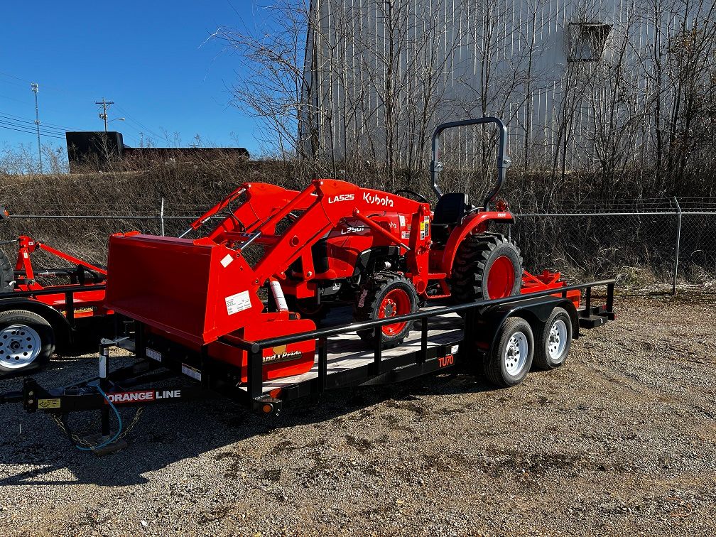 2023 Kubota L3302DT Package Deal